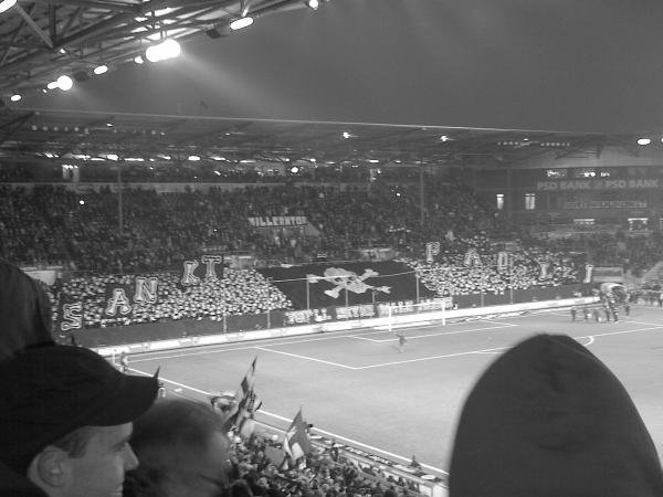 FC St. Pauli - FSV Frankfurt (Millerntor, Feb 2013)