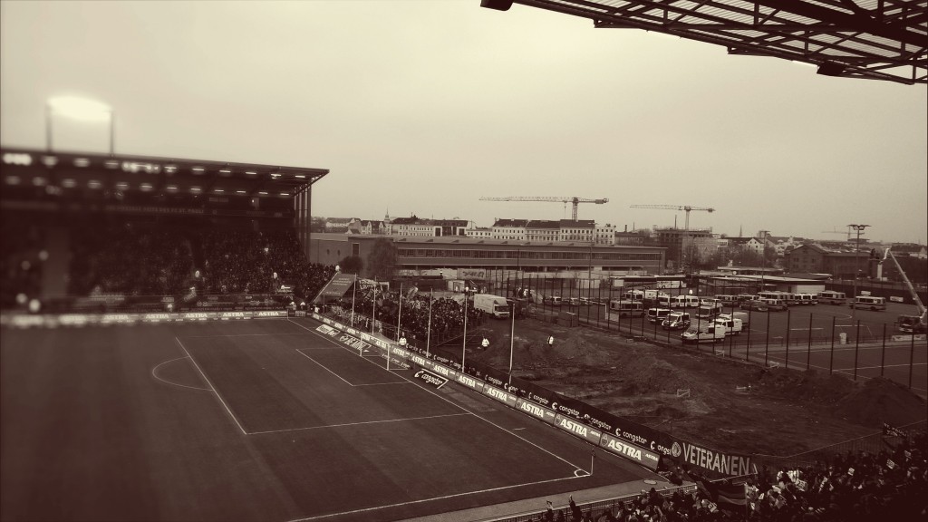 Millerntor, 30.11.2014 13:25 ( (c) gehkacken.de)