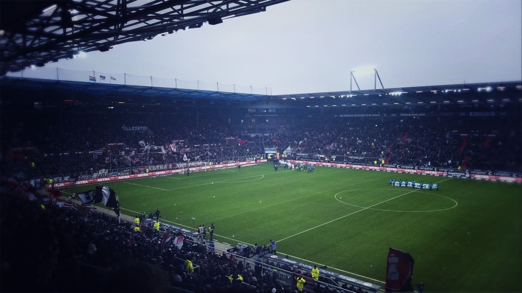 Millerntor, 30.11.2014 13:25 ( (c) gehkacken.de)