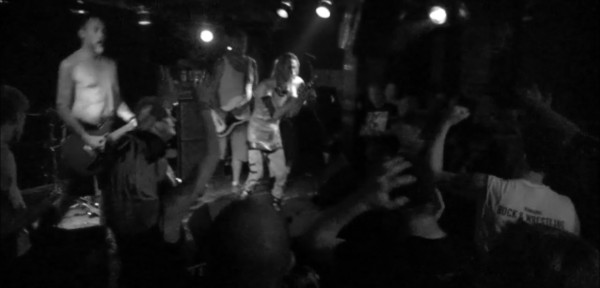 … cheerfully sad – SNFU (of sorts ?) and Mr. Chi Pig (off meth ?) provide solid night out!