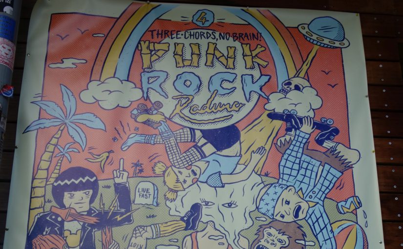 … Love always wins ctd: Three Chords, No Brain – Punk Rock Raduno #4!
