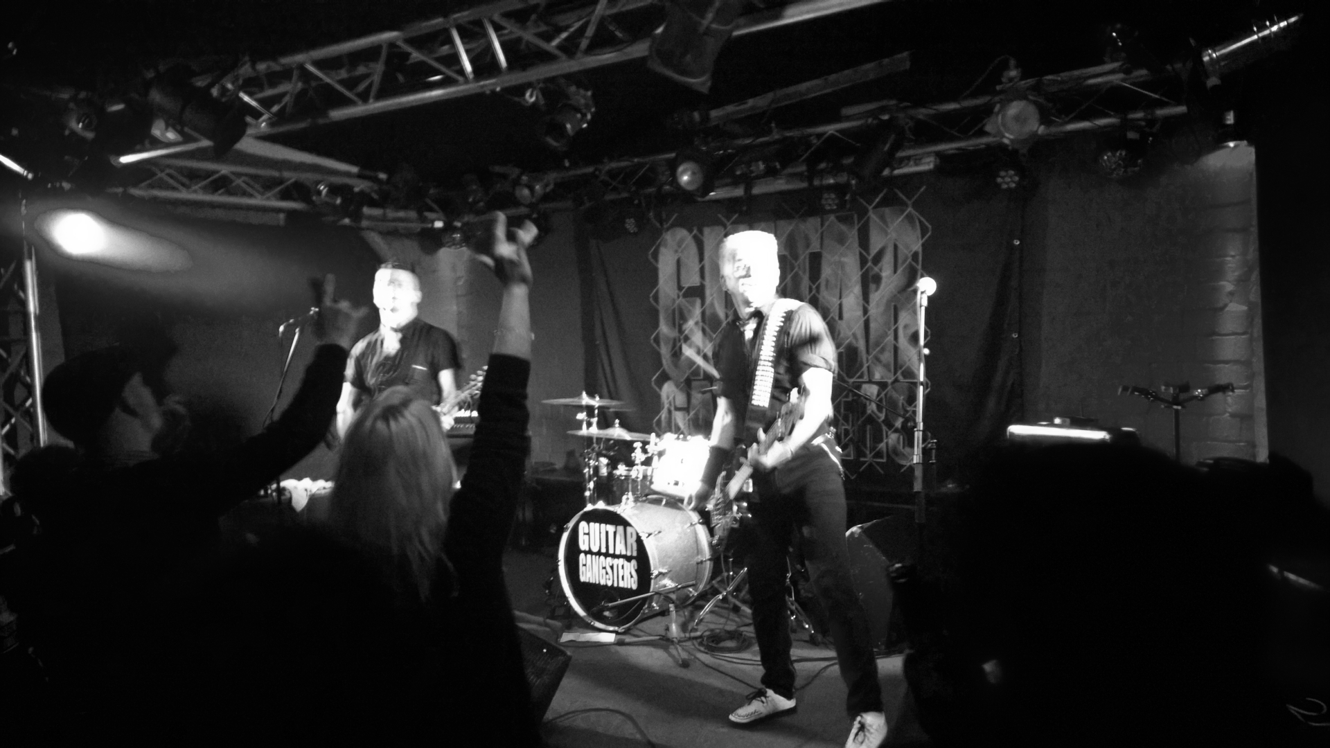 Guitar Gangsters (Monkeys Music Club Hamburg, 20.06.2015) Guitar Gangsters (Monkeys Music Club Hamburg, 20.06.2015)