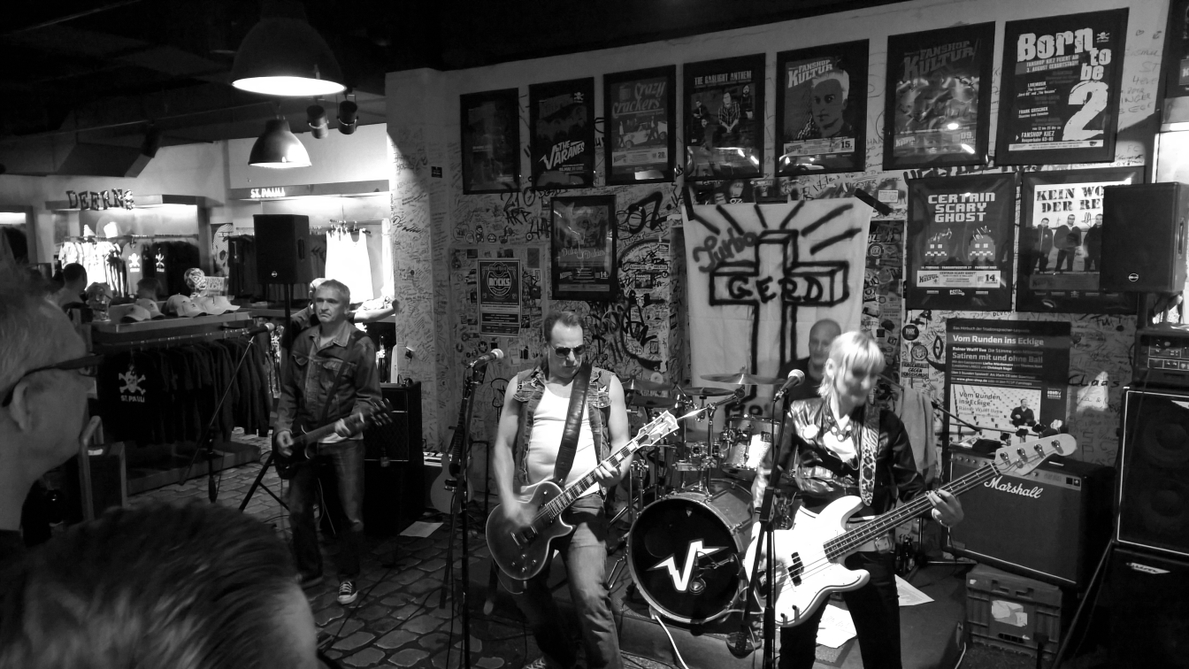 Gerd (FCSP Fanshop Reeperbahn 01.08.2015) Gerd (FCSP Fanshop Reeperbahn 01.08.2015)