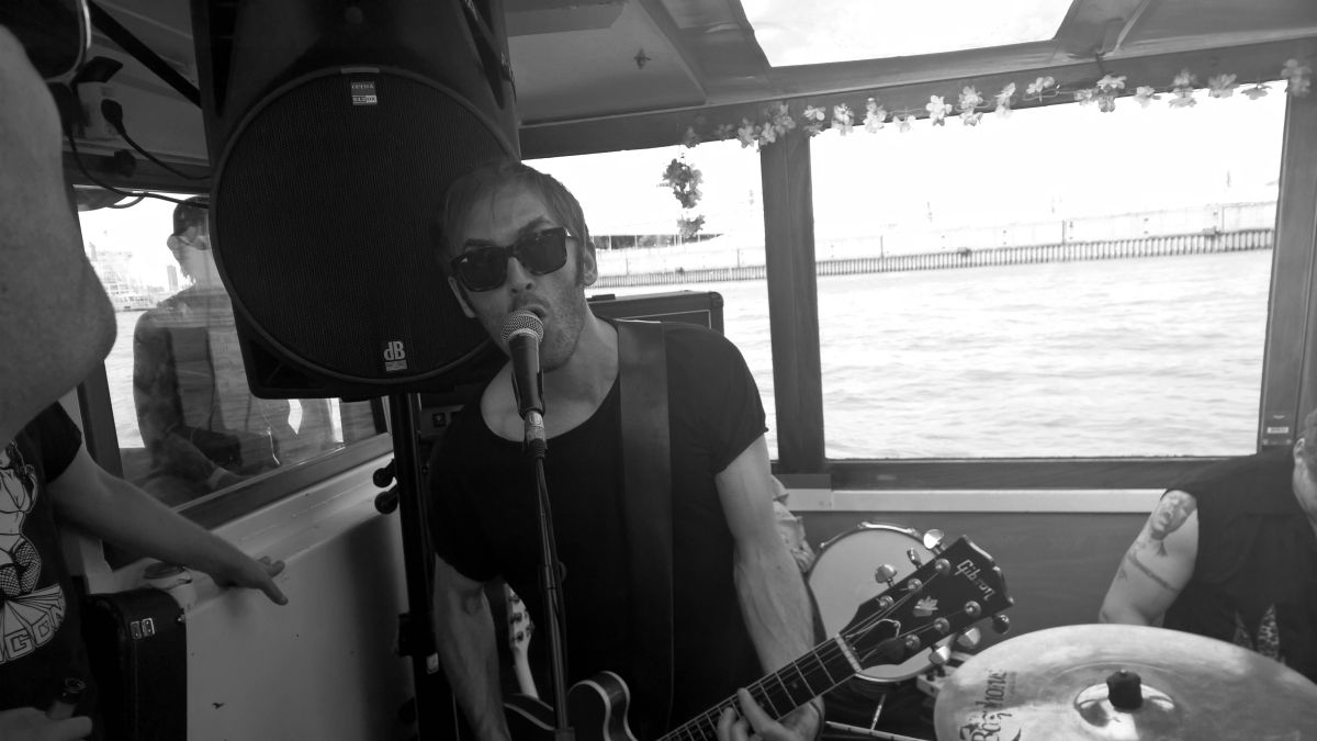 The Yum-Yums (Get Lost Fest Boat Trip, Hamburg, 27.08.2016) The Yum-Yums (Get Lost Fest Boat Trip, Hamburg, 27.08.2016)
